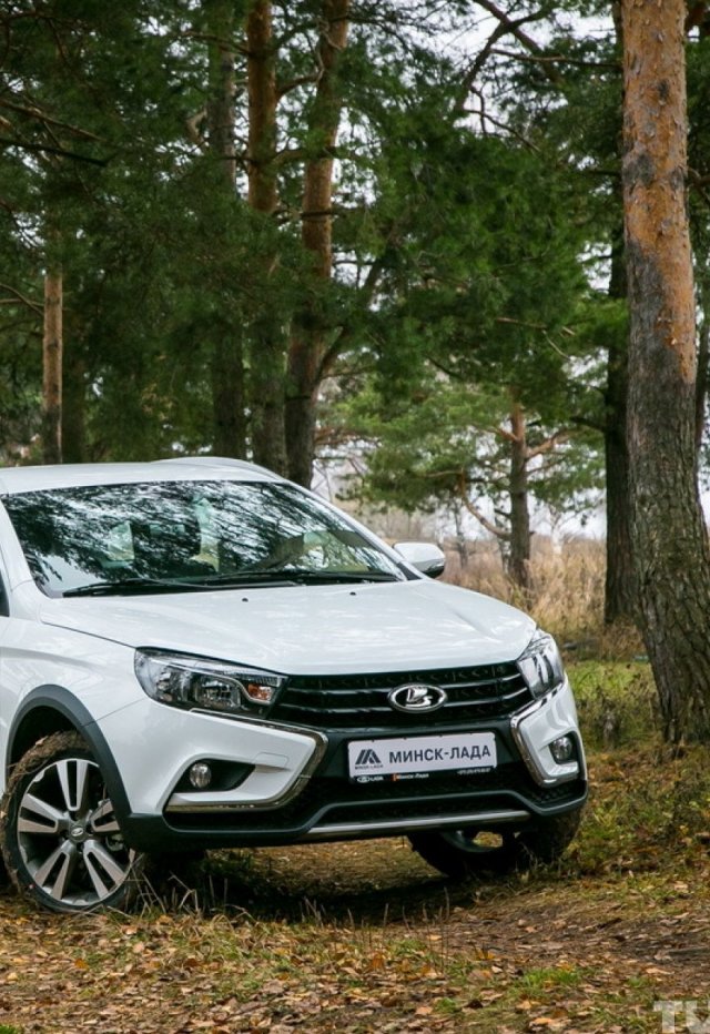 Машины Lada дорожают в два раза быстрее, чем иномарки